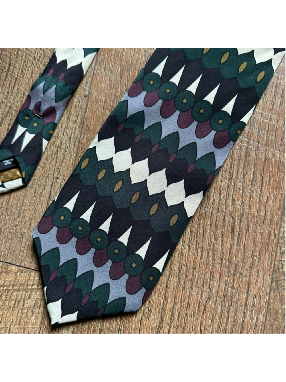 Men's Format silk Geometric Pattern Tie, Black and Green